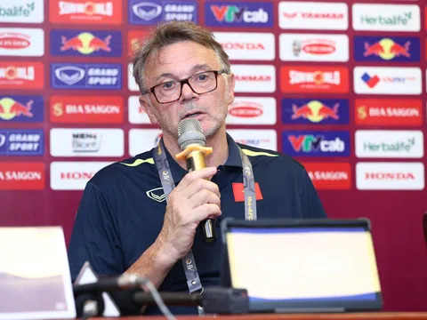 Vòng loại giải Bóng đá U23 châu Á 2024 > U23 Việt Nam 6-0 U23 Guam: U23 Việt Nam thắng to, huấn luyện viên Troussie vẫn lo bị chỉ trích