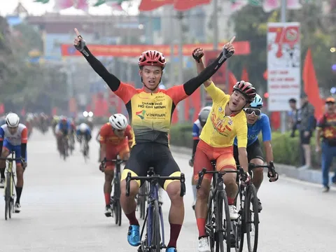 Cua-rơ Phạm Lê Xuân Lộc giành trọn 4 danh hiệu cá nhân chung cuộc