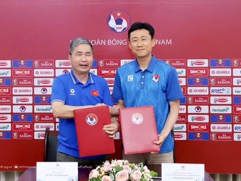 VFF chính thức ký hợp đồng với trợ lý huấn luyện viên trưởng Choi Won Kwon