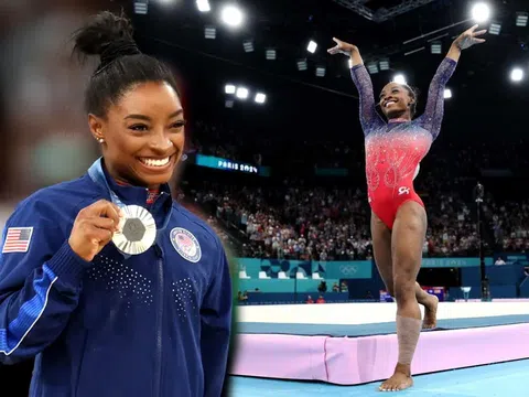 Simone Biles kết thúc Olympic với huy chương bạc 