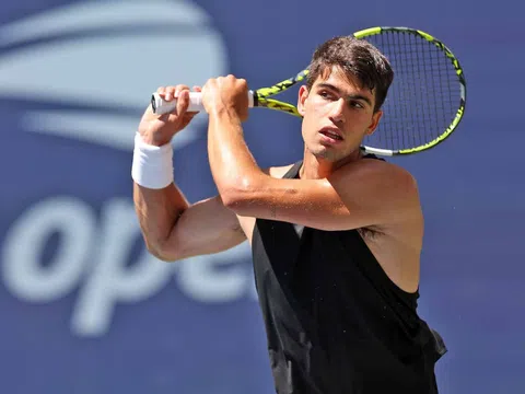 Alcaraz, Sinner chiến thắng, Tsitsipas thất bại ngay lượt trận đầu tại US Open