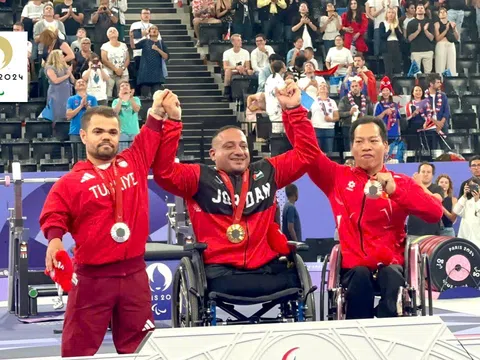 Paralympic 2024: Lê Văn Công giành huy chương đầu tiên cho đoàn Việt Nam