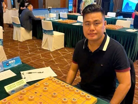 Giải vô địch cờ Tướng thế giới 2025: Lại Lý Huynh làm nên lịch sử cho cờ Tướng Việt Nam