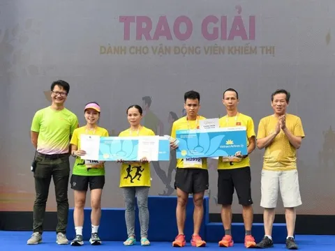 Hơn 330 vận động viên khiếm thị tham gia Giải Chạy Run for Love 2025