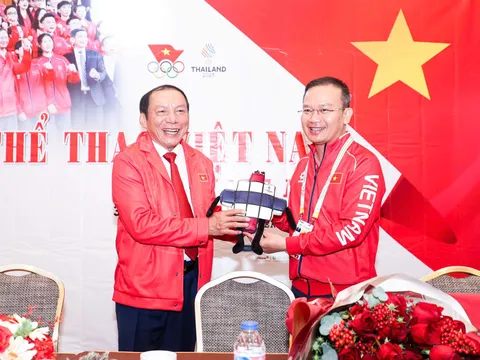 SEA Games 33: Bộ trưởng Nguyễn Văn Hùng thăm, động viên Đoàn Thể thao Việt Nam tại Thái Lan
