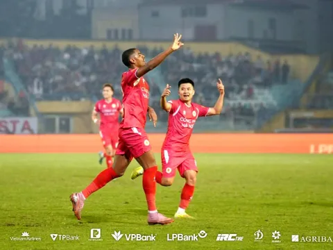 Câu lạc bộ Công an Hà Nội đá xuyên Tết