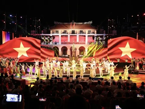 Ngày 24/11 hằng năm là "Ngày Văn hóa Việt Nam", người lao động được nghỉ, hưởng nguyên lương 