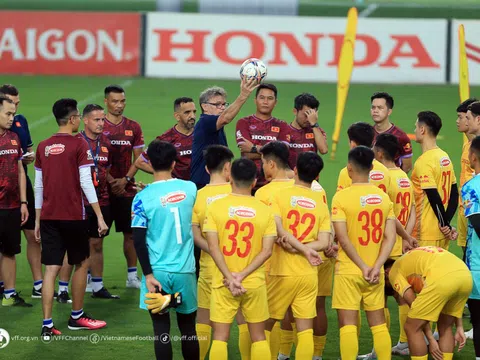 Vòng chung kết ASIAN Cup 2023: Tính gần còn phải lo xa