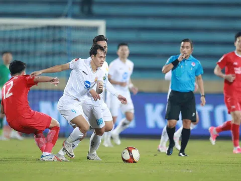 Nam Định và nghịch lý của đội dẫn đầu V.League