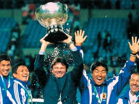 Vòng chung kết ASIAN Cup 2023: Nhật Bản cảnh giác với huấn luyện viên Troussier