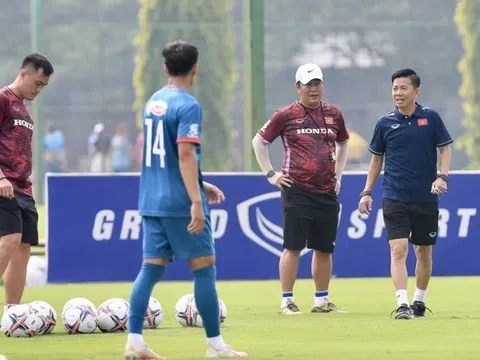 Trợ lý của huấn luyện viên Hoàng Anh Tuấn tạm thời dẫn dắt đội tuyển U17 Việt Nam
