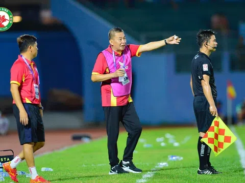 V.League 2024-2025: Hết cảnh “bụt chùa nhà không thiêng”