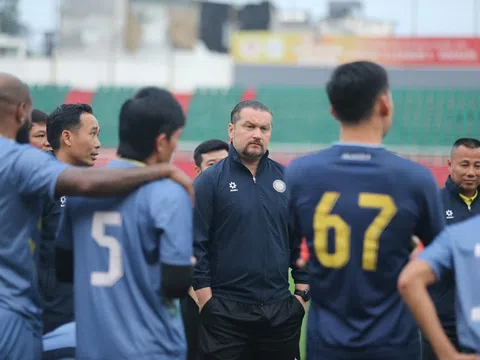 V.League 2024-2025: Nóng ngoài đường piste