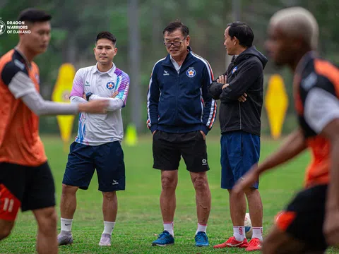 V.League 2024-2025: "Mũi dại lái chịu đòn"