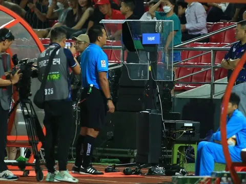 V.League 2025-2026: Trọng tài ngóng VAR