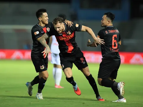 V.League 2025-2026: "Tống cựu nghinh tân" sớm