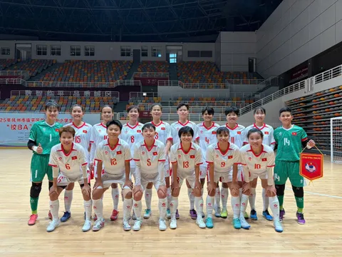 Đội tuyển futsal nữ Việt Nam bắt đầu chinh phục SEA Games 33