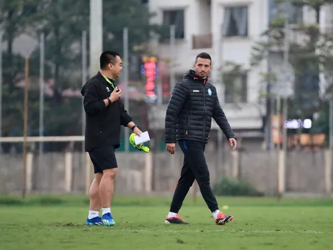 V.League 2025-2026: Nam Định chờ gì ở Jeronimo?