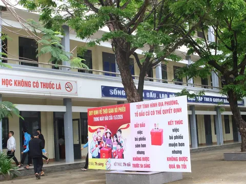 Trường Đại học Thể dục thể thao Đà Nẵng và Trung tâm Huấn luyện vận động viên trẻ quốc gia phối hợp với địa phương tổ chức cho sinh viên, vận động viên bầu cử