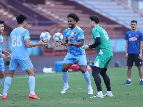 Đội tuyển Việt Nam: Tại sao huấn luyện viên Kim Sang-sik chỉ gọi 23 cầu thủ?