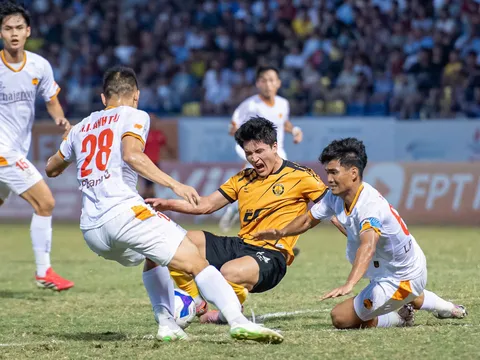 V.League 2025-2026: Khó lường cuộc đua trụ hạng