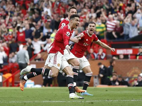 MU 3-2 Norwich: Ronaldo lập hat-trick, "Quỷ đỏ" sống lại giấc mơ vào Top 4