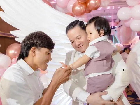 Nguyễn Trần Duy Nhất nhận con nuôi trong ngày quốc tế thiếu nhi