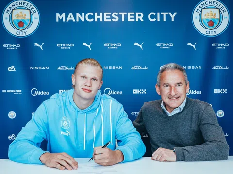 Man City chính thức ra mắt bản hợp đồng ‘bom tấn’ Erling Haaland