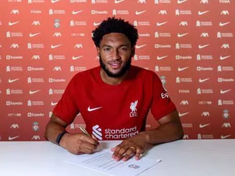 Joe Gomez ký hợp đồng mới với Liverpool