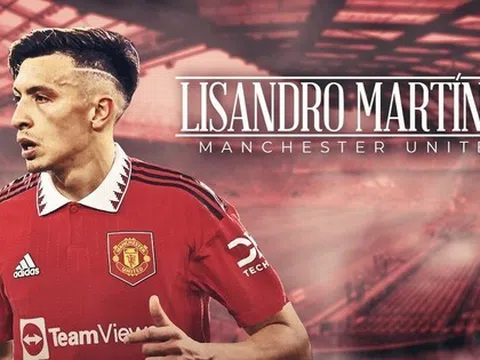 Lisandro Martinez gia nhập Manchester United