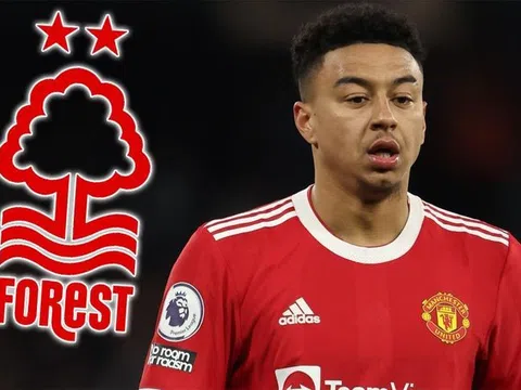 Lingard gia nhập Nottingham Forest