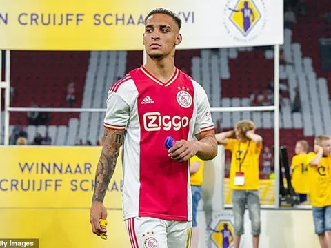 Antony muốn rời Ajax