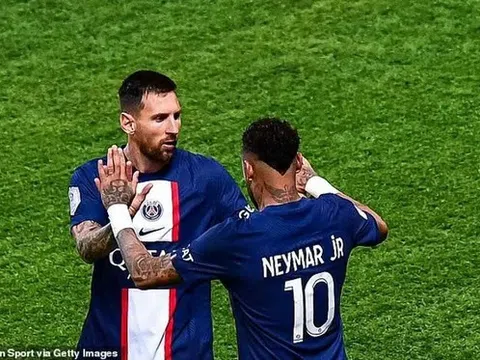 Neymar "Messi đang chơi tốt lên, anh ấy bắt đầu lấy lại phong độ như thời còn ở Barcelona"