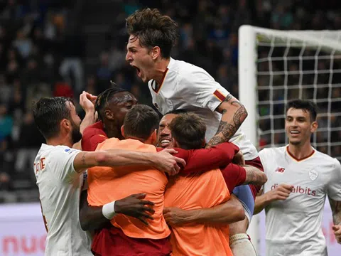 Inter Milan - AS Roma > 1-2: Dybala và Smalling lập công giúp Roma thắng ngược