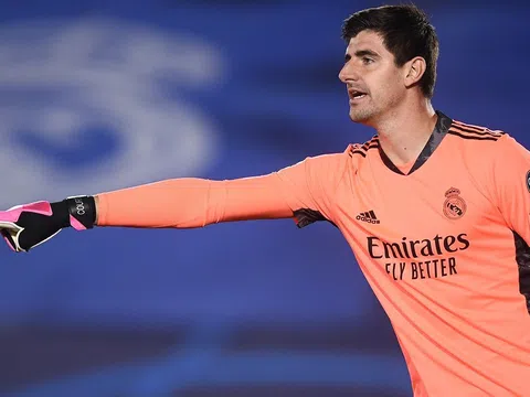 Courtois bỏ lỡ trận El Clasico