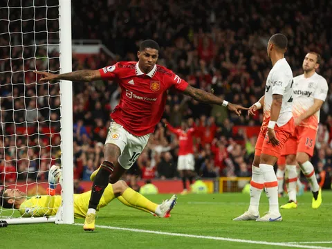 Rashford ghi bàn thứ 100 cho "Quỷ đỏ"