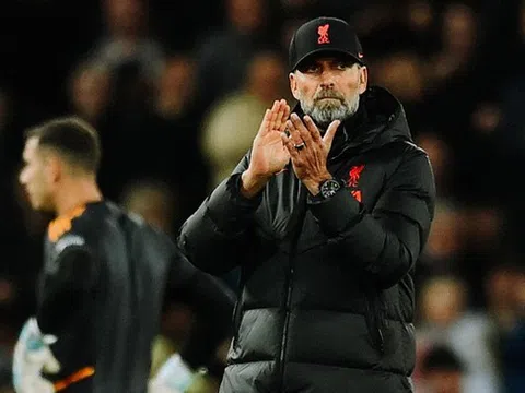 Huấn luyện viên Jurgen Klopp sẵn sàng cùng Liverpool vượt qua khó khăn