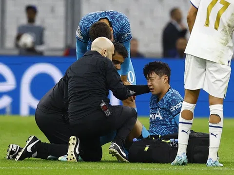 Son Heung-min gặp chấn thương trước World Cup