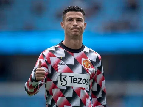 Thêm những chia sẻ chấn động của Ronaldo về Manchester United