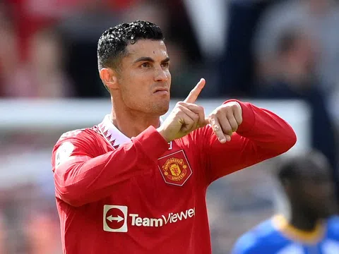 Man Utd chuẩn bị 'bước đi thích hợp', hủy hợp đồng và khởi kiện Ronaldo