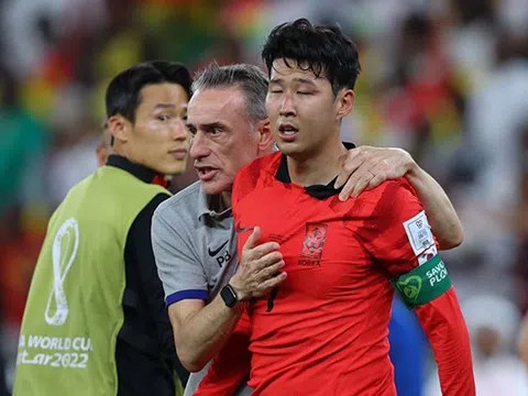 Son Heung Min bật khóc sau trận thua Ghana