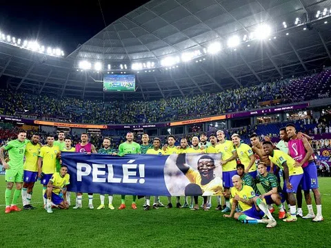 Cầu thủ Brazil tri ân huyền thoại Pele sau chiến thắng trước Hàn Quốc