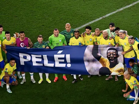 ‘Vua bóng đá’ Pele trải qua lễ Giáng sinh trong bệnh viện
