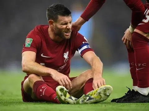 James Milner chấn thương ở đại chiến Man City