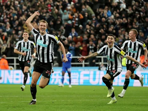 Newcastle vào bán kết tại một giải đấu sau 18 năm