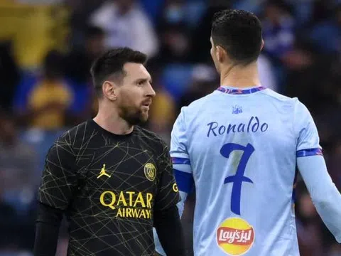 Ronaldo lập cú đúp trong ngày tái ngộ Messi