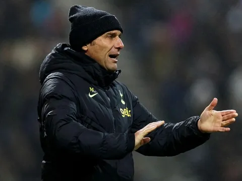Huấn luyện viên Conte tạm dừng dẫn dắt câu lạc bộ Tottenham