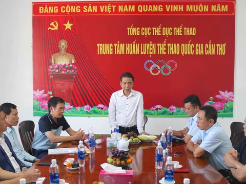 Thứ trưởng Hoàng Đạo Cương kiểm tra công tác chuẩn bị cho SEA Games 32 ở Trung tâm Huấn luyện Thể thao Quốc gia Cần Thơ