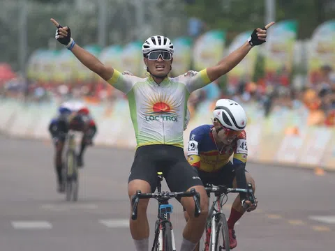Chặng 10 cuộc đua Xe đạp Cúp Truyền hình TP.HCM: Trịnh Đức Tâm giúp Tập đoàn Lộc Trời có chiến thắng thứ 6