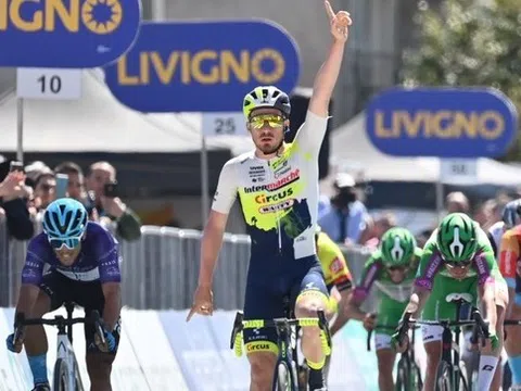 Niccolo Bonifazio thắng chặng 2 Giro di Sicilia